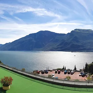 https://village-bazzanega-tremosine.it-lombardy.com