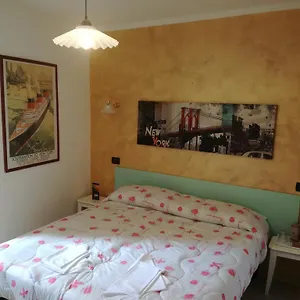 riomaggiore-appartamenti.hotelitalianriviera.com/